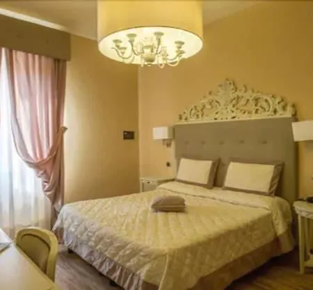 호텔 Manzoni Wellness&spa 4*