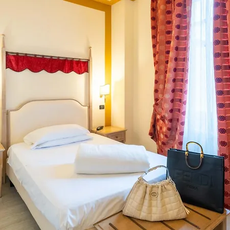 호텔 Manzoni Wellness&spa 4*
