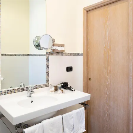 Hotel Manzoni Wellness&spa 4*